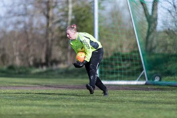 Bild 325 - F Hoernerkirchen - Sternschanze 3 : Ergebnis: 0:3